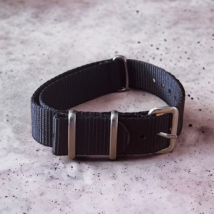 QUANT ARQ nylon strap